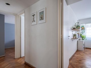 DEPARTAMENTO | VENTA | 3 DORMITORIOS | JARDIN | LA CALABRIA | SAN ISIDRO