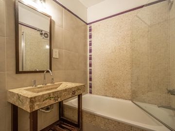 DEPARTAMENTO | VENTA | 3 DORMITORIOS | JARDIN | LA CALABRIA | SAN ISIDRO