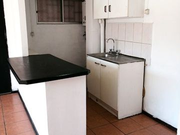 Vende Departamento 3D/1B Comuna El Bosque Metro Observatorio.