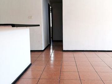 Vende Departamento 3D/1B Comuna El Bosque Metro Observatorio.