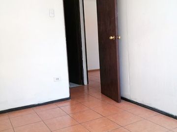 Vende Departamento 3D/1B Comuna El Bosque Metro Observatorio.