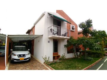 Vendo casa tipo campestre en condominio Tangelos Alfaguara Jamundí