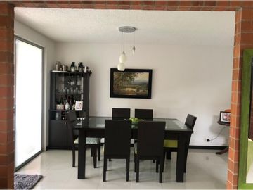 Vendo casa tipo campestre en condominio Tangelos Alfaguara Jamundí
