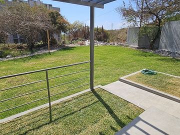 Departamento nuevo en venta en Planta Baja con Terraza y acceso al Jardín