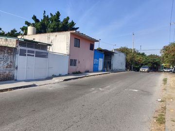CASA EN VENTA EN FRACCIONAMIENTO INFONAVIT GRIJALVA