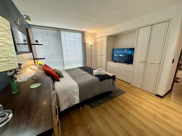 Arriendo Apartaestudio En Poblado Sector El Tesoro