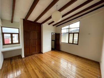 El Batán Alto, Casa en Venta, 270m2, 4 Habitaciones