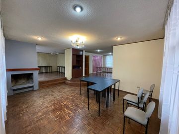 El Batán Alto, Casa en Venta, 270m2, 4 Habitaciones