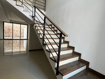 Hermosa Casa Equipada en VENTA | Fracc. Valdivia II