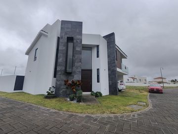CASA EN VENTA EN FINCA LAS MEMORIAS, ATLIXCO, PUEBLA