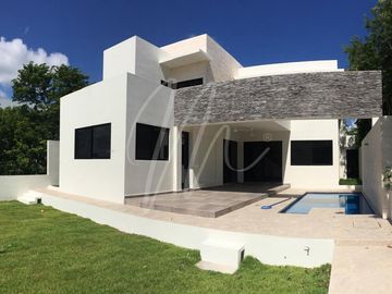 Casa en Venta en Cancun, Lagos del Sol