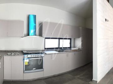 Casa en Venta en Cancun, Lagos del Sol