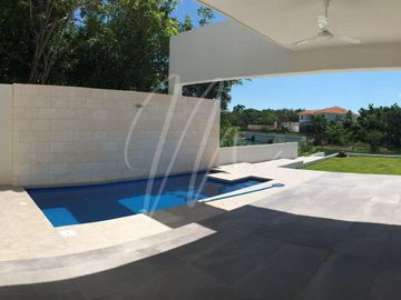 Casa en Venta en Cancun, Lagos del Sol