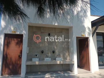 CASA VENTA por lagunillas CANAH RESIDENCIAL LEON