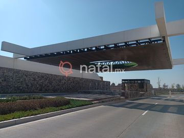 CASA VENTA por lagunillas CANAH RESIDENCIAL LEON