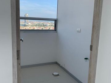 CONSULTORIO EN VENTA  EN TORRES MEDICAS, PERIFÉRICO ECOLÓGICO