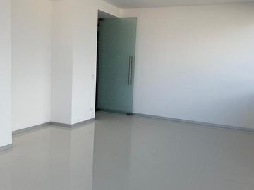 CONSULTORIO EN VENTA  EN TORRES MEDICAS, PERIFÉRICO ECOLÓGICO