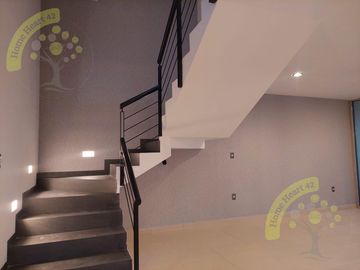 Casa en venta renta en Centro Sur Claustros de las Misiones II Queretaro frente Central Park