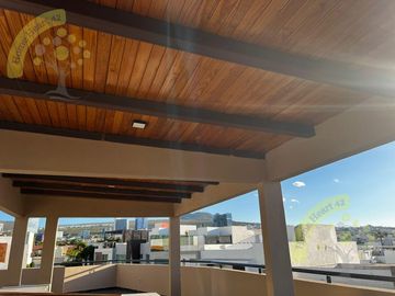 Casa en venta renta en Centro Sur Claustros de las Misiones II Queretaro frente Central Park
