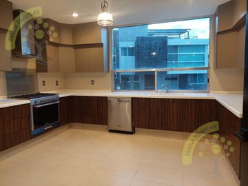 Casa en venta renta en Centro Sur Claustros de las Misiones II Queretaro frente Central Park