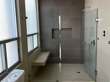 Casa en venta renta en Centro Sur Claustros de las Misiones II Queretaro frente Central Park