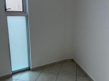 Casa en venta renta en Centro Sur Claustros de las Misiones II Queretaro frente Central Park