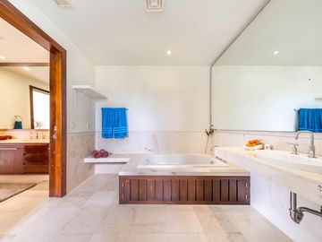 Se vende departamento de 3 rec frente al mar en Playa Paraiso, Playa del Carmen