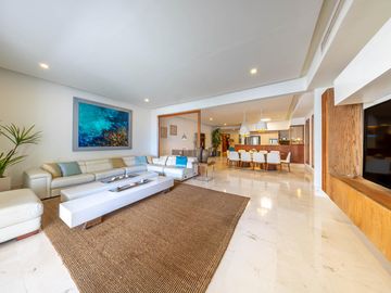 Se vende departamento de 3 rec frente al mar en Playa Paraiso, Playa del Carmen