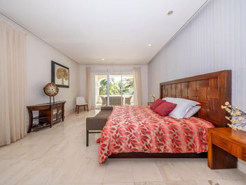 Se vende departamento de 3 rec frente al mar en Playa Paraiso, Playa del Carmen