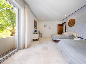 Se vende departamento de 3 rec frente al mar en Playa Paraiso, Playa del Carmen