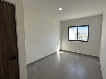 El Cielo Residencial CASA en VENTA con Roof Garden, La Antorcha, Hacienda Valbuena, Katania, Porton Cañada