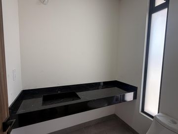El Cielo Residencial CASA en VENTA con Roof Garden, La Antorcha, Hacienda Valbuena, Katania, Porton Cañada