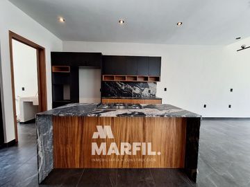 Venta de Hermosa Residencia de 1 Planta y 3 Recámaras al Norte de Colima Capital