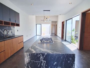 Venta de Hermosa Residencia de 1 Planta y 3 Recámaras al Norte de Colima Capital