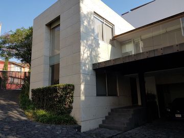VENDO CASA EN CONDOMINIO EN TECAMACHALCO