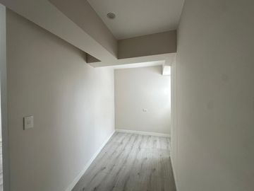 Venta de funcional departamento de 2 habitaciones en Miraflores