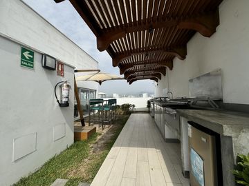 Venta de funcional departamento de 2 habitaciones en Miraflores