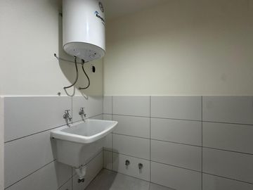 Venta de funcional departamento de 2 habitaciones en Miraflores