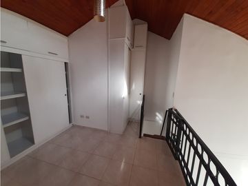 APARTAMENTO PARA LA VENTA EN BARRIO PINARES-PEREIRA