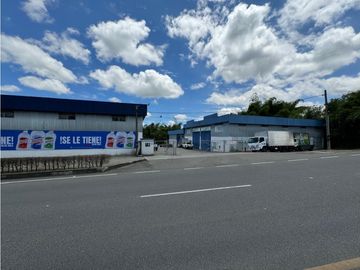 Se Alquila/Vende Bodega Armenia Via Al Aeropuerto
