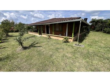 VENTA DE CASA CAMPESTRE EN FILANDIA, QUINDO, COLOMBIA