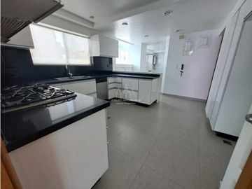 Apartamento castillogrande frente a la bahia