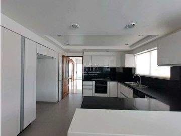 Apartamento castillogrande frente a la bahia