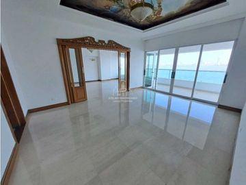 Apartamento castillogrande frente a la bahia