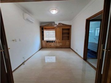 Apartamento castillogrande frente a la bahia