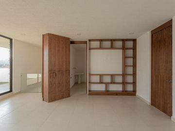 CASA EN VENTA LOMAS DE ANGELOPOLIS