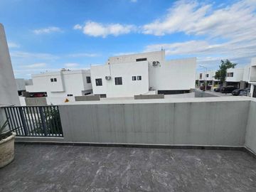 Casa en venta en Estancias Valle de Plata, Apodaca