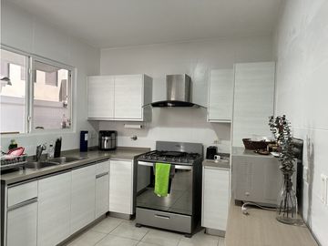 Brisas del Golf Residencia en venta en Aventura Paseo del Norte