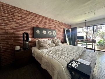 EXCLUSIVA RESIDENCIA EN VENTA EN JARDINES SAN IGNACIO ZAPOPAN, JALISCO