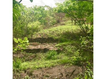 Se Vende Terreno en Churuquita, Penonome